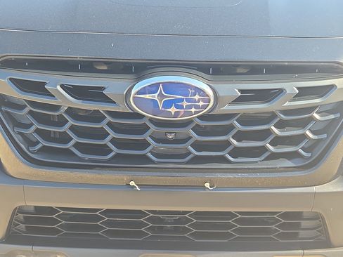 Used 2022 Subaru Outback Wilderness AWD/4WD image 9