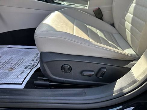 Used 2022 Volkswagen Jetta SE FWD image 20