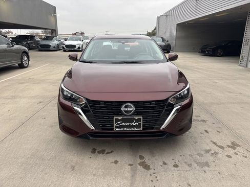 Used 2025 Nissan Sentra SV w/ All-Weather Package image 2