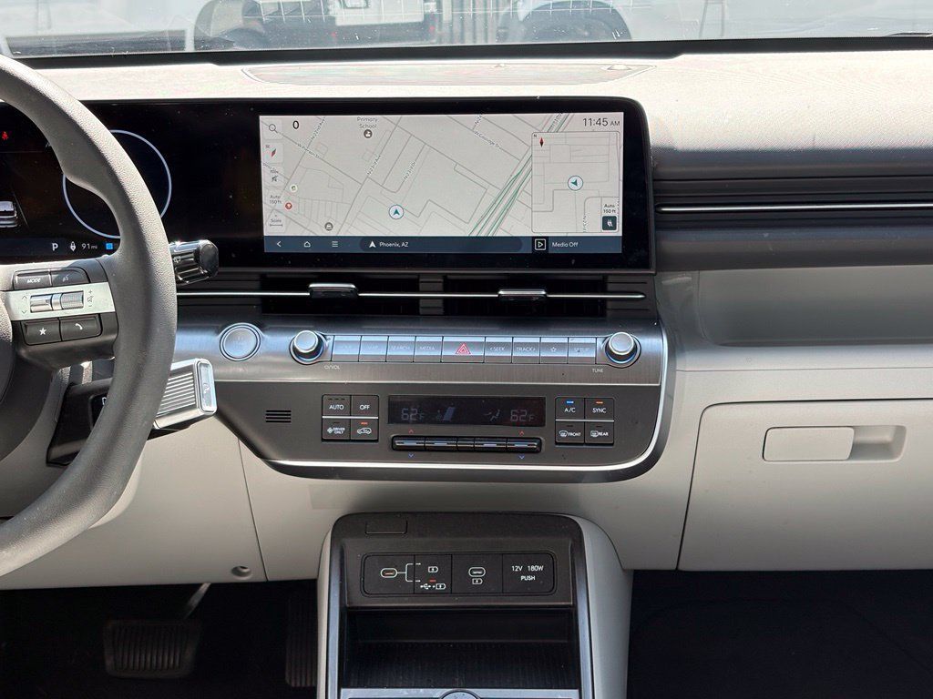 Used 2024 Hyundai Kona SE FWD image 13