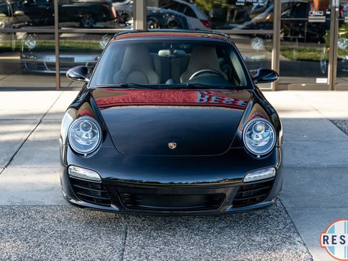 Used 2009 Porsche 911 Carrera S RWD image 2