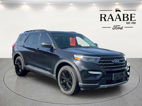 Used 2020 Ford Explorer XLT w/ Equipment Group 202A AWD/4WD image 1