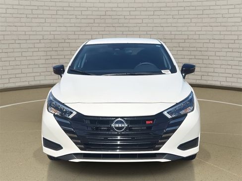 Used 2025 Nissan Versa SR w/ Trunk Package image 2