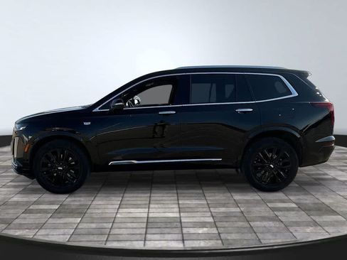 Used 2024 Cadillac XT6 Luxury w/ LPO, Floor Liner Package AWD/4WD image 4