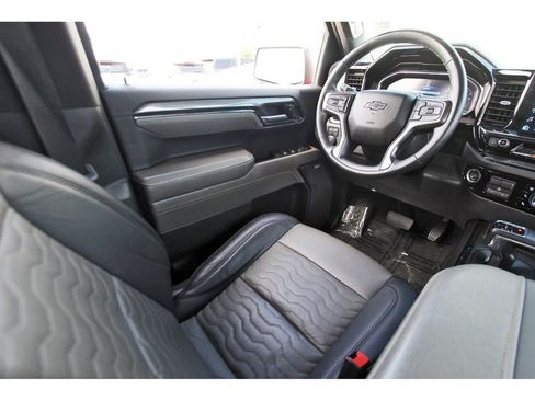 Used 2024 Chevrolet Silverado 1500 ZR2 w/ Technology Package AWD/4WD image 6