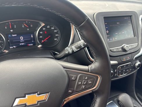 Used 2024 Chevrolet Equinox LT w/ LPO, Floor Liner Package image 32