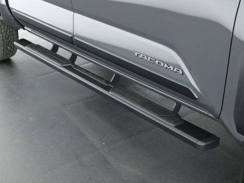 Used 2024 Toyota Tacoma 4x4 Double Cab image 18