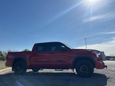 Used 2024 Toyota Tundra SR5 image 4