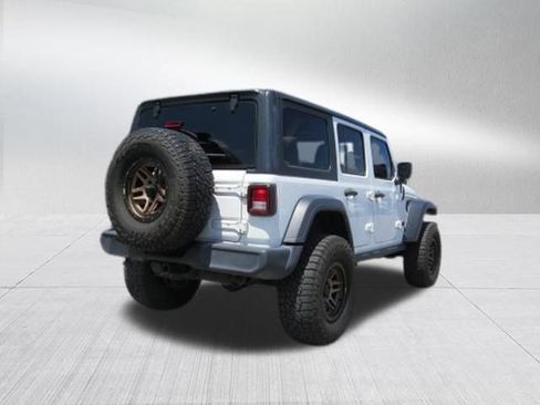 Used 2022 Jeep Wrangler Unlimited Sport AWD/4WD image 3