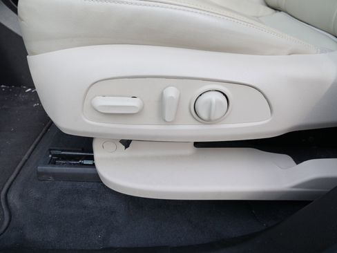 Certified 2021 Buick Enclave Essence image 16