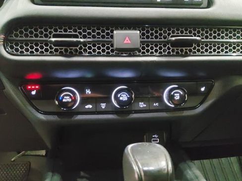 Used 2024 Honda HR-V Sport image 35