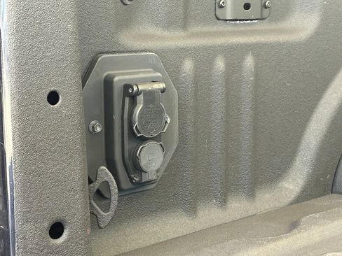 Used 2025 Ford F450 Platinum w/ Platinum Plus Package AWD/4WD image 44