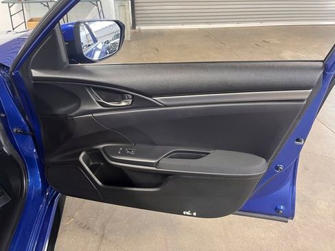 Used 2019 Honda Civic Sport image 12