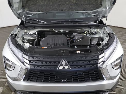 New 2026 Mitsubishi Eclipse Cross LE AWD/4WD image 16