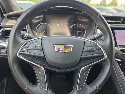 Used 2023 Cadillac XT5 Premium Luxury AWD/4WD image 18