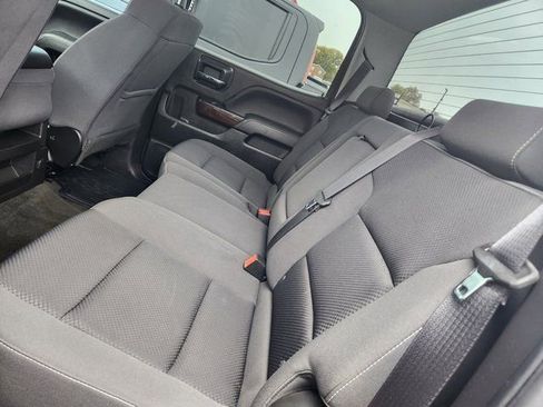 Used 2018 GMC Sierra 1500 SLE w/ SLE Fleet Preferred Package image 10