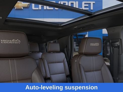New 2026 Chevrolet Tahoe High Country w/ Sun And Tow Package AWD/4WD image 25