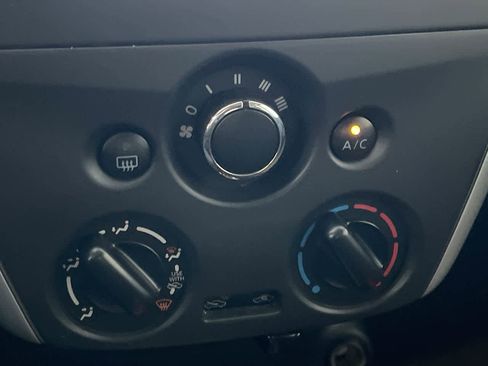 Used 2019 Nissan Versa SV image 18