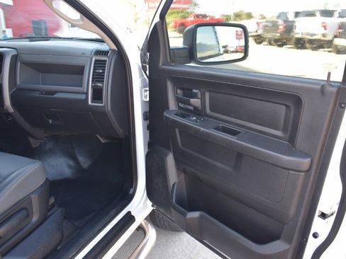 Used 2018 RAM 2500 Tradesman image 14