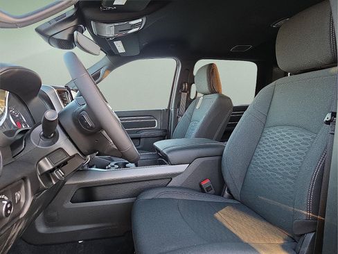 New 2026 RAM 2500 Big Horn AWD/4WD image 14