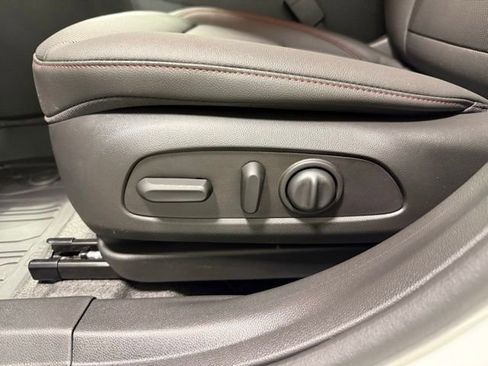 New 2026 Chevrolet Trax RS image 13