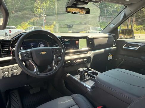 New 2026 Chevrolet Silverado 1500 LTZ AWD/4WD image 16