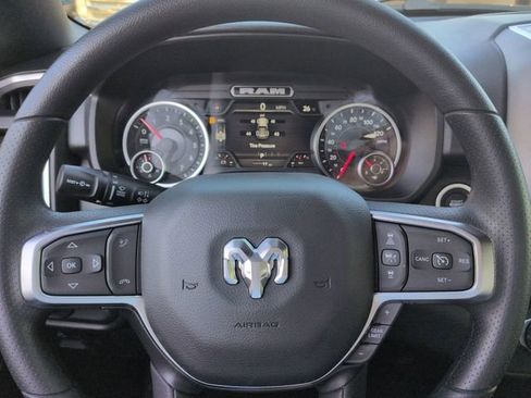 New 2026 RAM 1500 Express AWD/4WD image 27