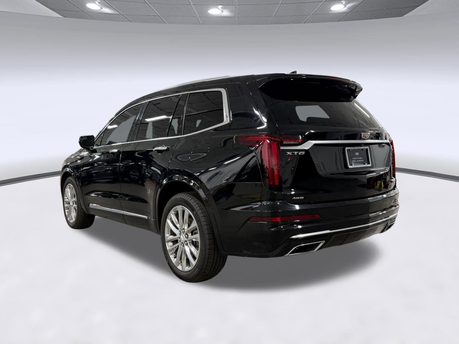 Used 2021 Cadillac XT6 Premium Luxury AWD/4WD image 3