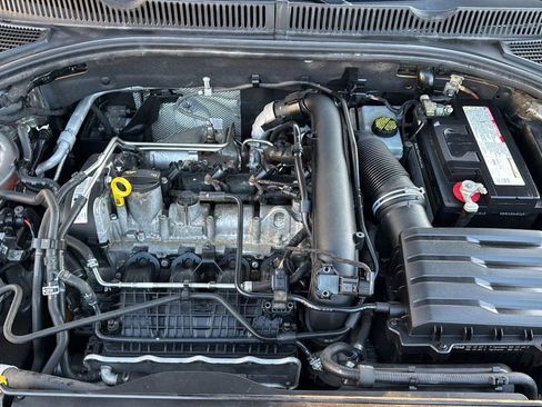 Used 2019 Volkswagen Jetta SEL Premium image 57