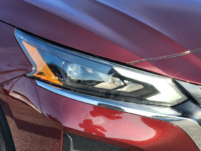 Used 2025 Nissan Altima 2.5 SV FWD image 10