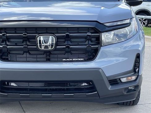 New 2025 Honda Ridgeline Black Edition image 7