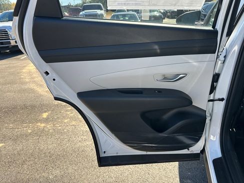 New 2025 Hyundai Tucson SEL image 21
