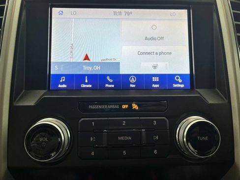 Used 2020 Ford F150 Lariat w/ Equipment Group 502A Luxury AWD/4WD image 26