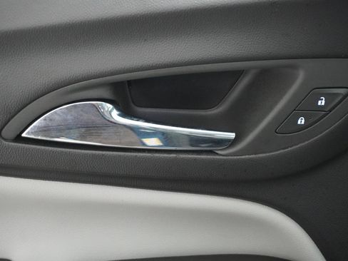 Used 2024 Chevrolet Equinox LS w/ Driver Confidence II Package image 14