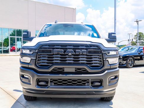 New 2026 RAM 2500 Tradesman AWD/4WD image 4