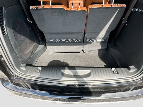New 2026 Chrysler Pacifica Pinnacle w/ Trailer Tow Group image 37