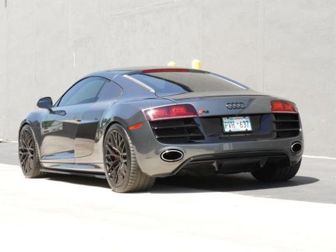 Used 2012 Audi R8 V10 AWD/4WD image 11