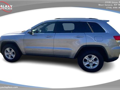 Used 2015 Jeep Grand Cherokee Laredo w/ Quick Order Package 23E image 8