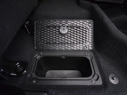 New 2026 RAM 2500 Laramie w/ Night Edition AWD/4WD image 36