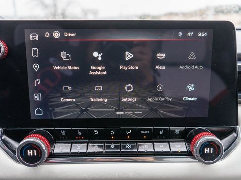 Used 2024 GMC Canyon AT4X image 21