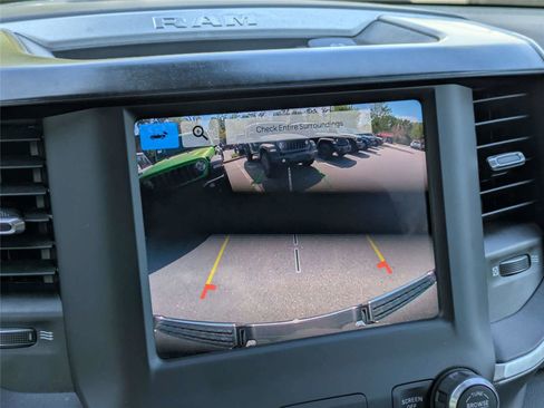 Used 2022 RAM 1500 Big Horn AWD/4WD image 23