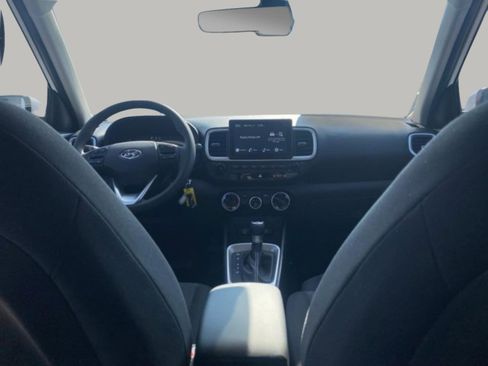 New 2026 Hyundai Venue SE image 34