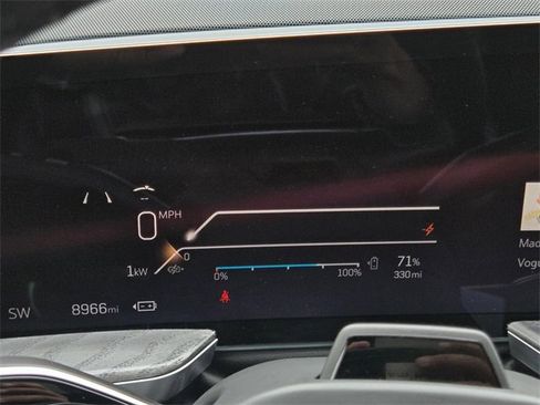 Used 2025 Cadillac Escalade IQ Sport 2 w/ LPO, ONYX Package image 31