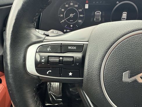 Used 2024 Kia Sportage SX AWD/4WD image 32