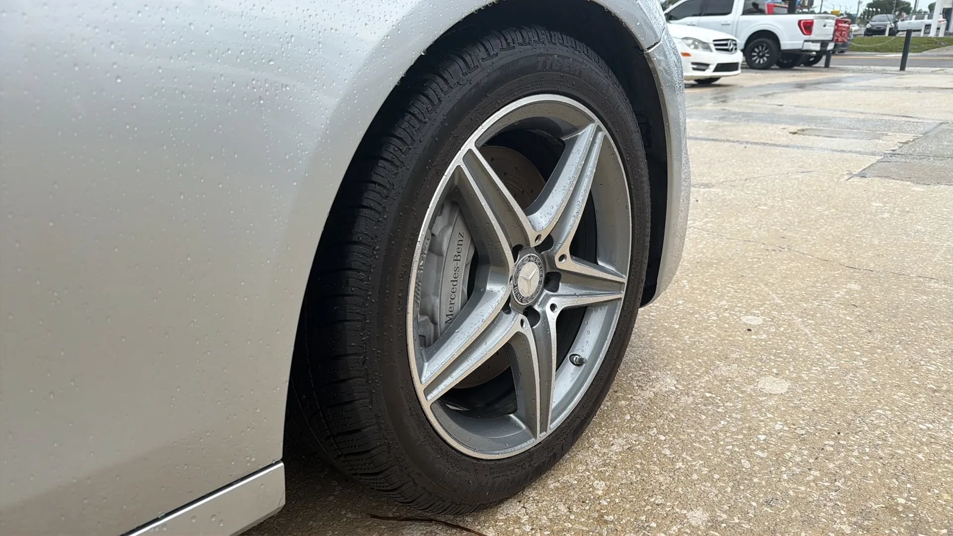 Used 2017 Mercedes-Benz E 300 image 27