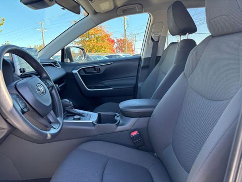 Used 2025 Toyota RAV4 LE image 25