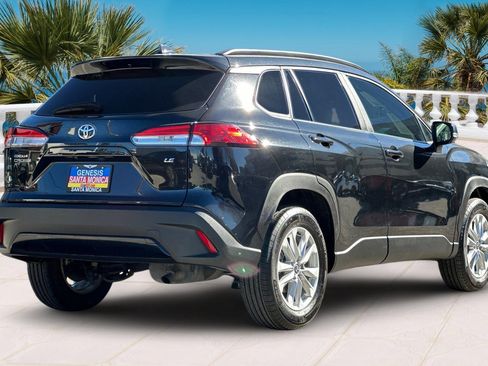 Used 2022 Toyota Corolla Cross LE image 4