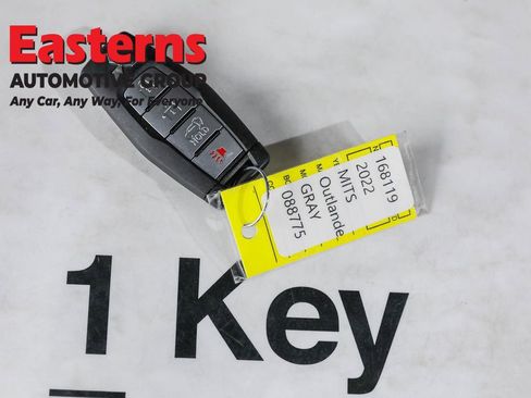 Used 2022 Mitsubishi Outlander SEL image 26