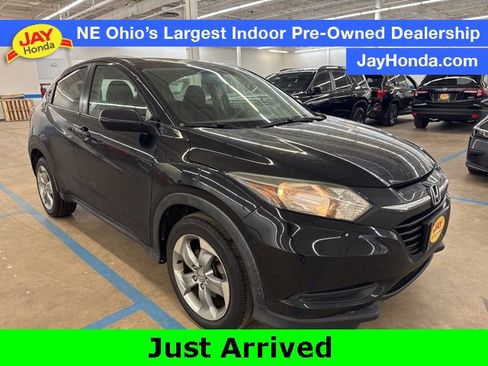 Certified 2018 Honda HR-V LX image 1