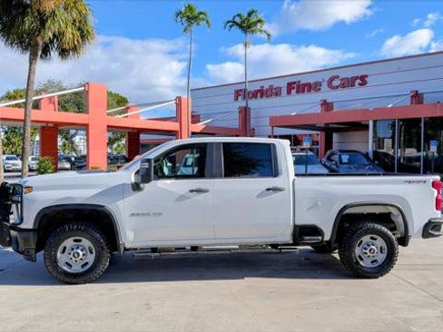 Used 2021 Chevrolet Silverado 2500 W/T w/ WT Convenience Package image 3